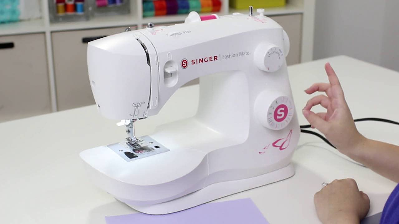 Singer Fashion Mate 3333 Sewing Machine - Drop in bobbin, latest style, so easy to use, great lighting - new 2025 model